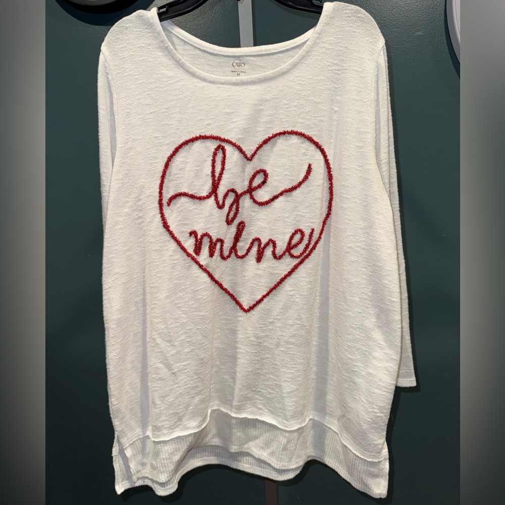 CATO White Top with Red Heart Accent